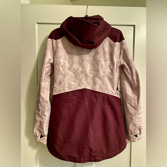 VOLCOM WOMENS SNOWBOARD SHELL SIZE S - LIKE NEW - Picture 2 of 13